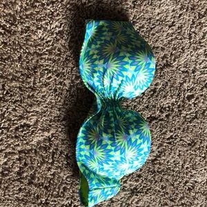 Victoria’s Secret bikini top